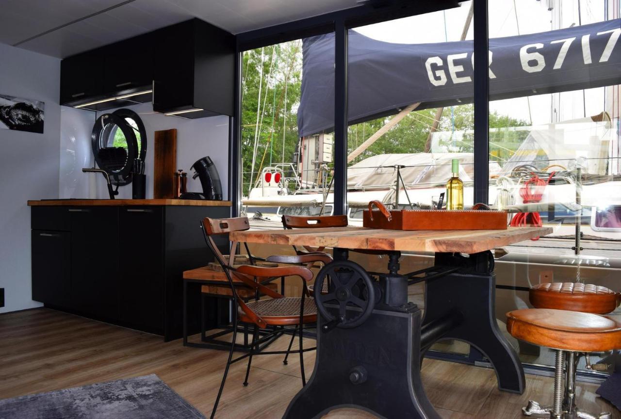 Hausboot Lina In Flensburg酒店 外观 照片
